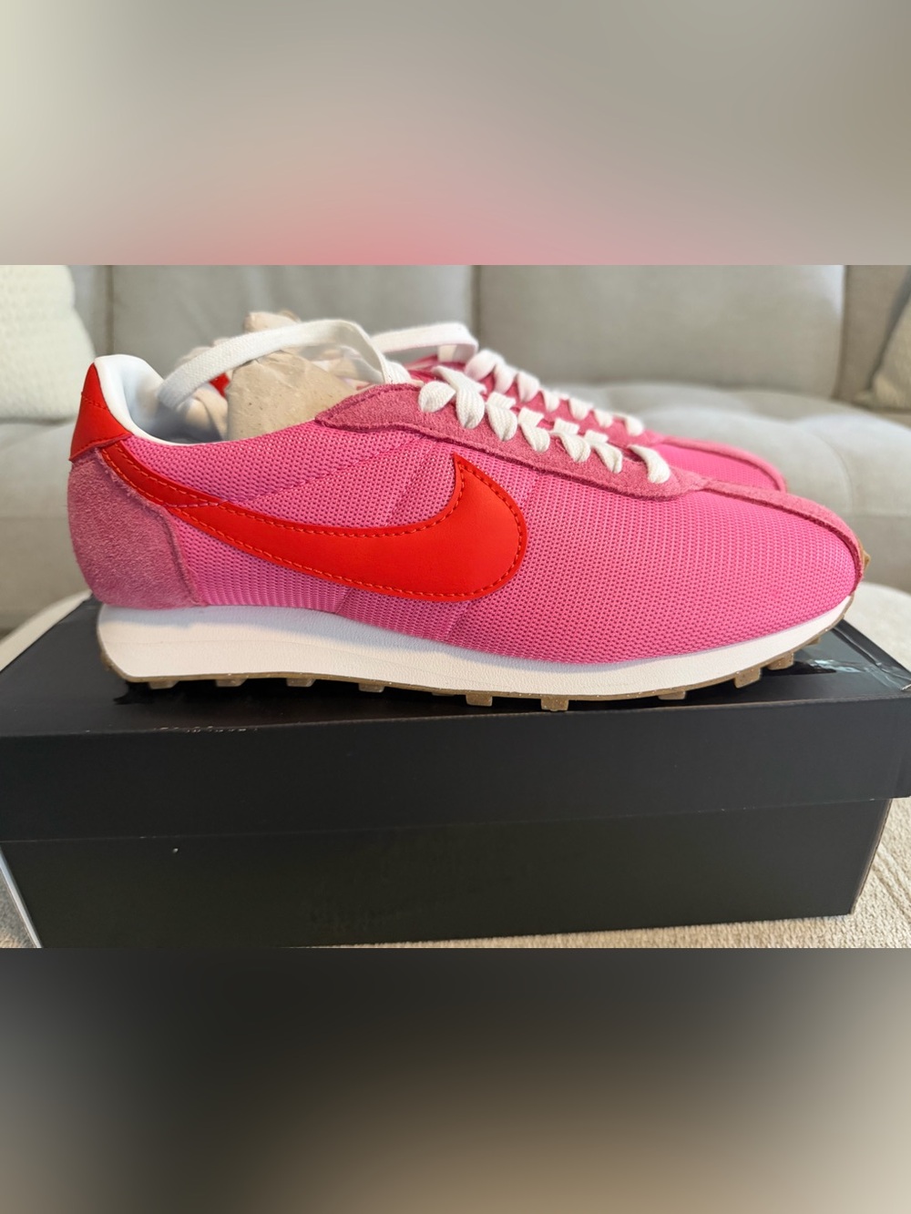 Nike Waffle Debut Pinksicle Picante Red Sneakers Women’s 11 / Men’s 9.5 NWT